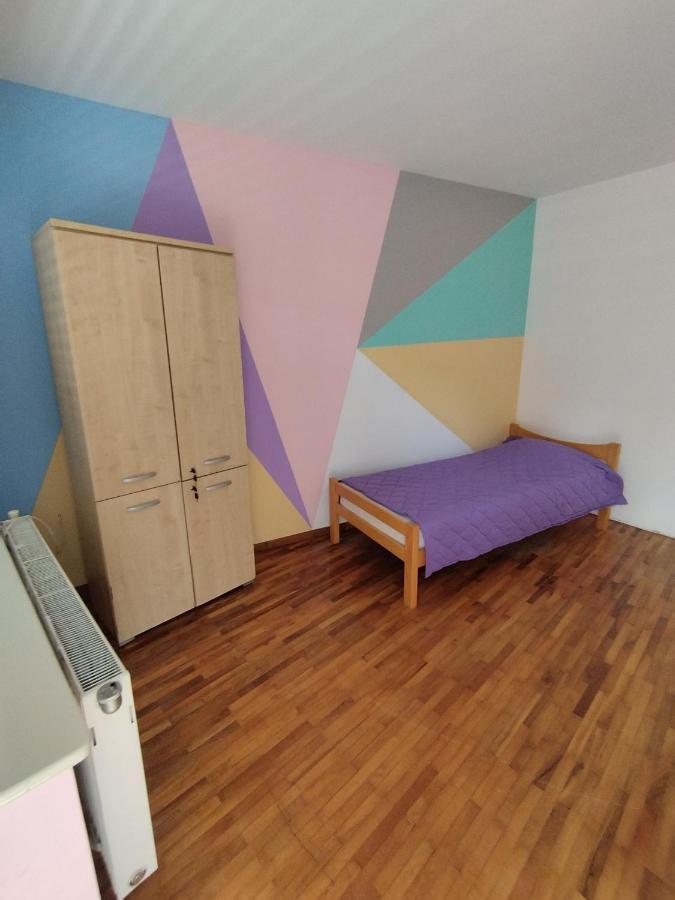 Villa Ema Rooms Ni 外观 照片