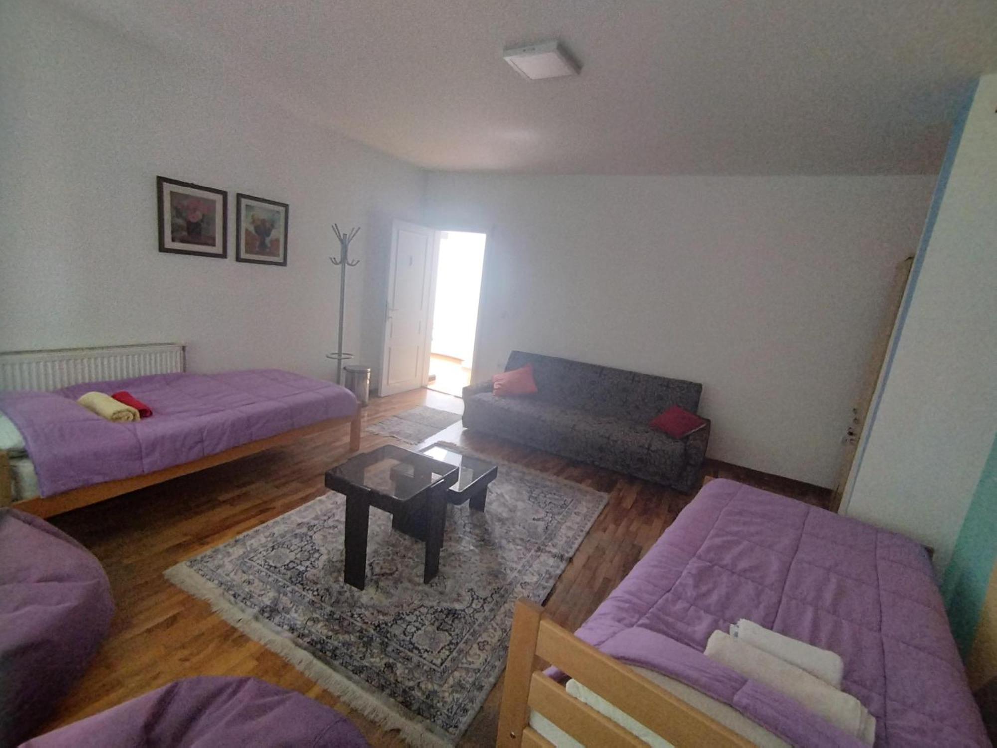 Villa Ema Rooms Ni 外观 照片